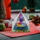 thumbnail image 4 of pstuiky Pirámides de cristal con piedras trituradas, adornos de resina para manualidades, decoración de bares, 5 cm, 4 of 4