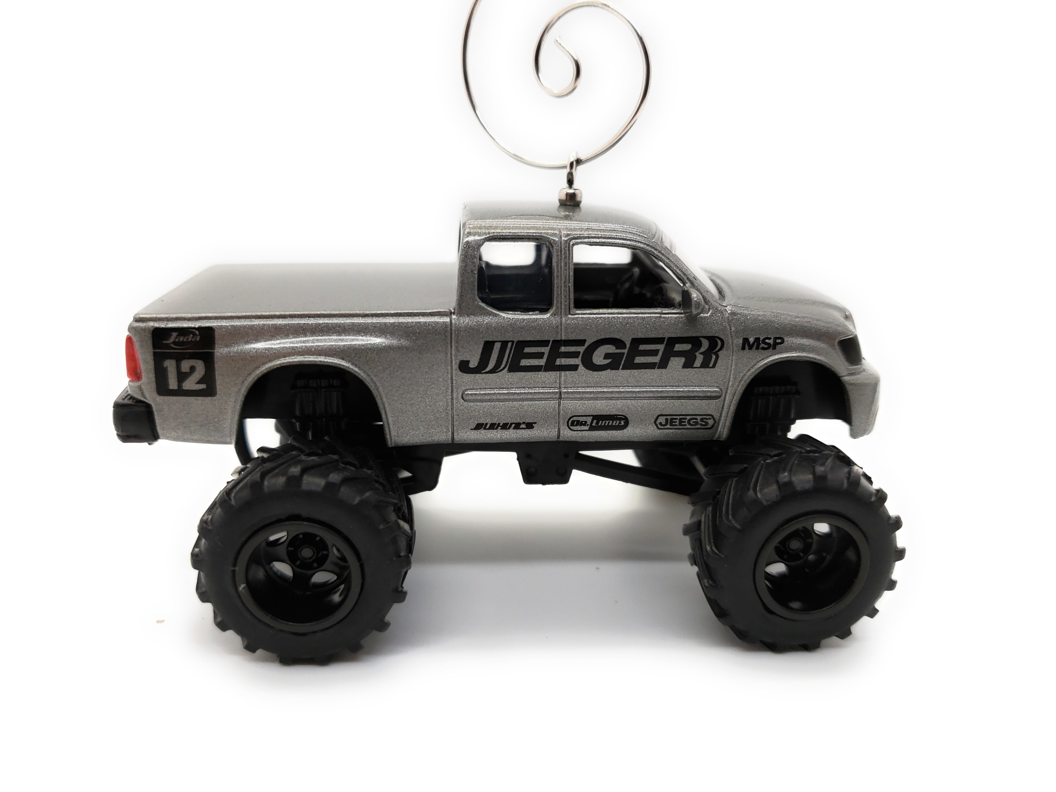 toyota tundra diecast model