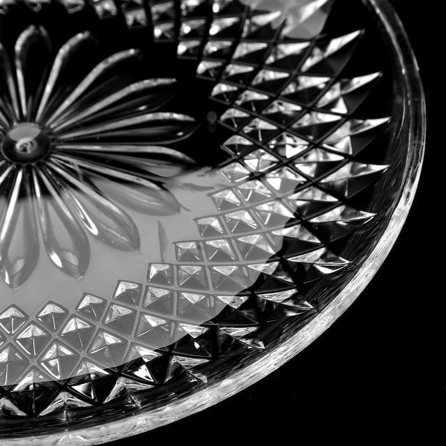 DEEPCRAFF 4Pcs Clear Charger Plates Acrylic Fruit Tray for Kitchen Snack Serving and Decorative Storage