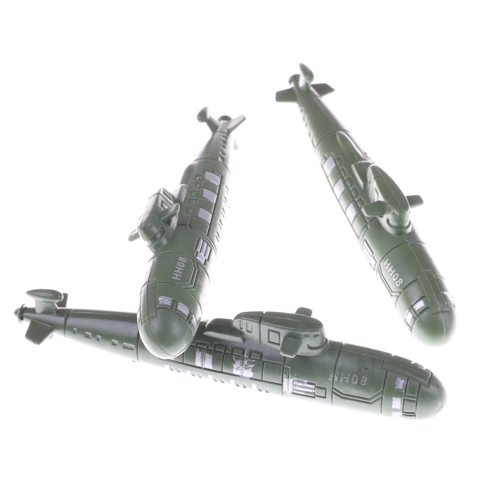 2PCS World War II war military submarine model sand scene model toy Fad 