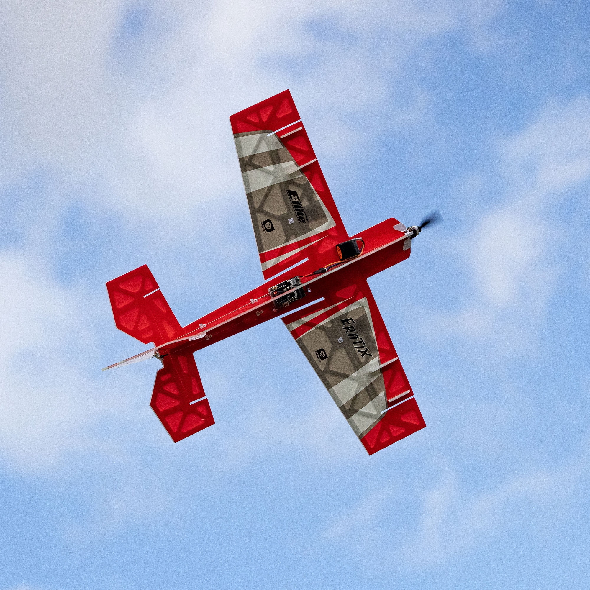 E-flite UMX Eratix 3D FF Flat Foamy 450mm BNF-Basic and SAFE EFLU02050 RC Aerobatic Airplanes