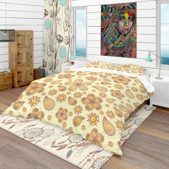 Designart 'Ornamental Colored Floral Pattern with Flowers' Bohemian & Eclectic Duvet Cover Set