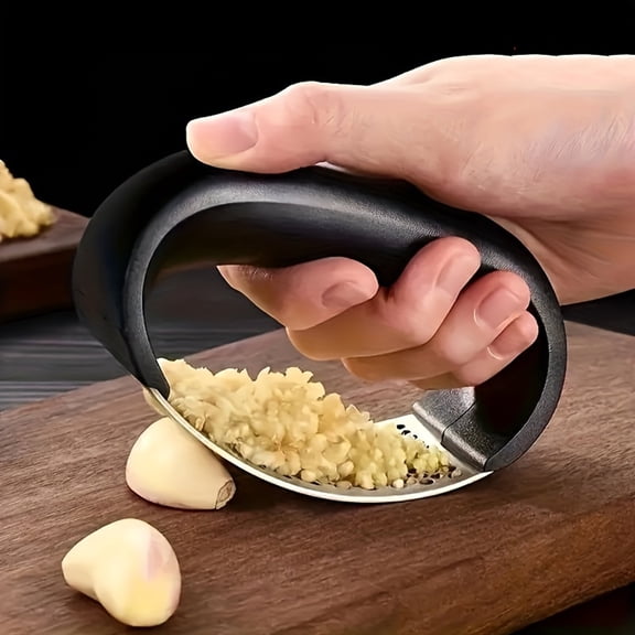 Ergonomic Stainless Steel Garlic Press, Heavy-Duty Manual Garlic Crusher with Non-Slip Handle, Rust-Resistant Garlic Mincer, Dishwasher Safe Kitchen Tool for Garlic, Ginger and Soft Herbs