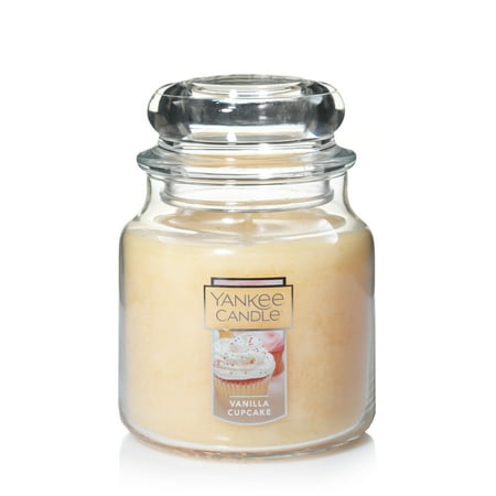 Yankee Candle Cotton Home Fragrance - Yankee Candle Vanilla Cupcake - Medium Classic Jar Candle