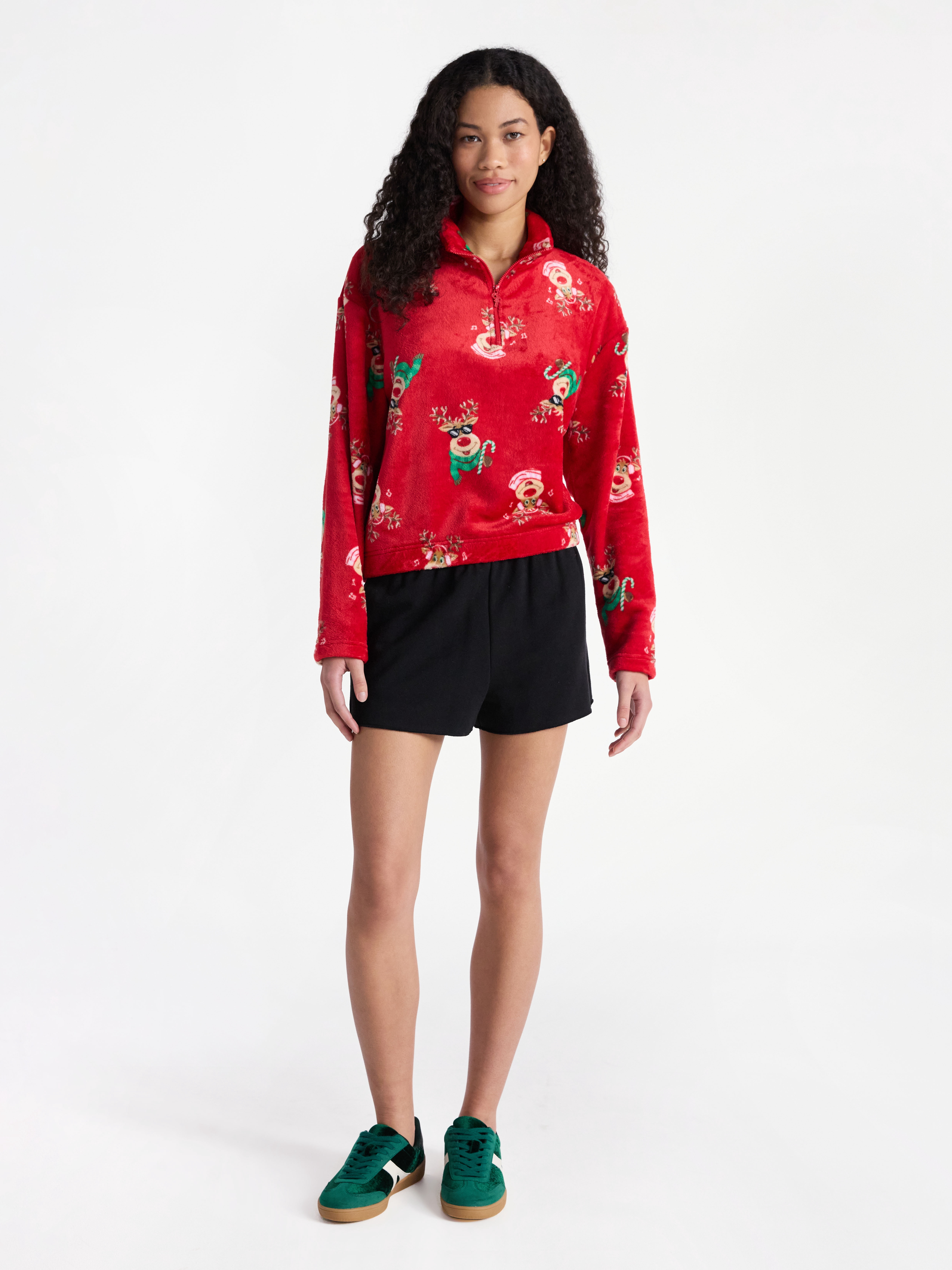 No Boundaries Christmas Quarter Zip Mock Neck Plush Top with Long Sleeves, Women's
