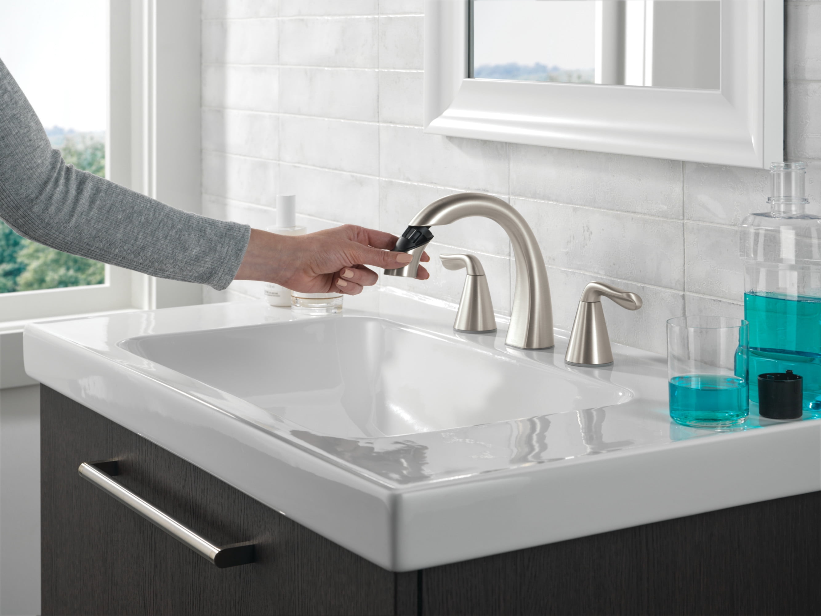 Delta 35840LF-PD Arvo 1.2 GPM Widespread Bathroom Faucet - Chrome