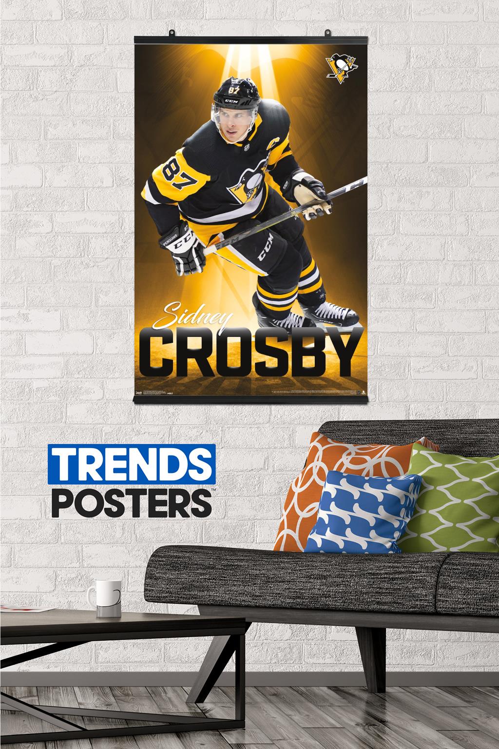 Sidney Crosby - Pittsburgh Penguins Premium Poster and Poster Clip Bundle