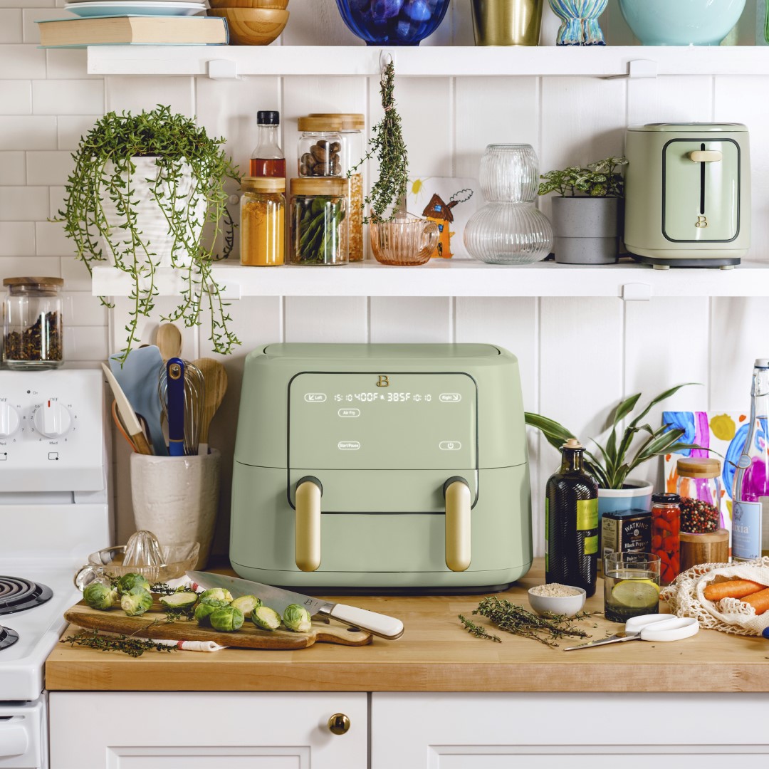 Beautiful 9 QT TriZone Air Fryer, Sage Green by Drew Barrymore - image 5 of 12