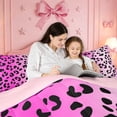 thumbnail image 4 of meiyoeat Pink Cheetah Print Full Size Comforter Sets,Girly Animal Leopard Pattern Bedding Comforter Set For Girl,Reversible,3pcs,1 Comforter and 2 Pillowcases, 4 of 7