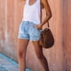 thumbnail image 4 of Pantalones Cortos Vaqueros Elásticos de Cintura Media para Mujer, de Verano, Informales, con Bolsillos. Azul XXL, 4 of 8