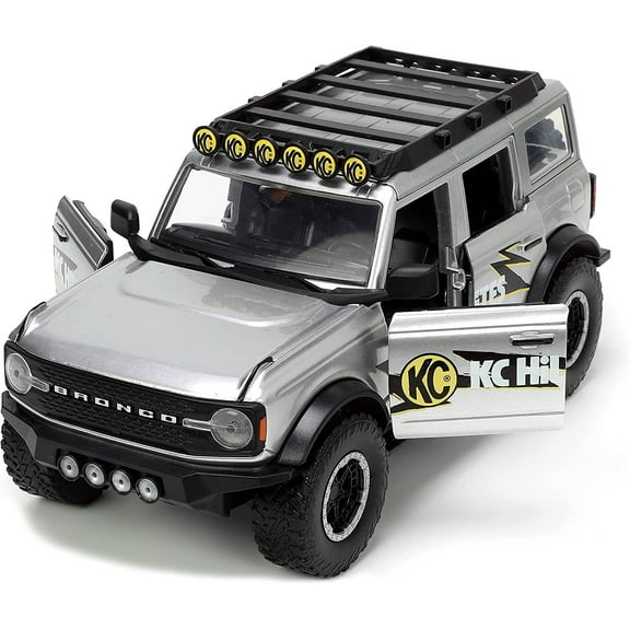 Jada Toys Just Trucks 1:24 2021 Ford Bronco Die-cast Car Gray with Tire Rack, Toys for Kids and Adults