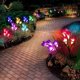 thumbnail image 3 of 2 piezas de lámpara de lirio, 4 cabezas de flores de simulación LED, lámpara de jardín al aire libre, paisaje de lámpara de césped (rojo + morado), 3 of 5