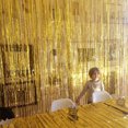 thumbnail image 3 of Muyoka Cortinas metálicas de oropel Serpentinas de papel de aluminio 3 x 8 pies Fringe Shimmer Cortina Puerta Ventana Telón de fondo Fondo DIY Photo Booth Props para boda Fiesta Cumpleaños Favores Muyoka Hogar, 3 of 7