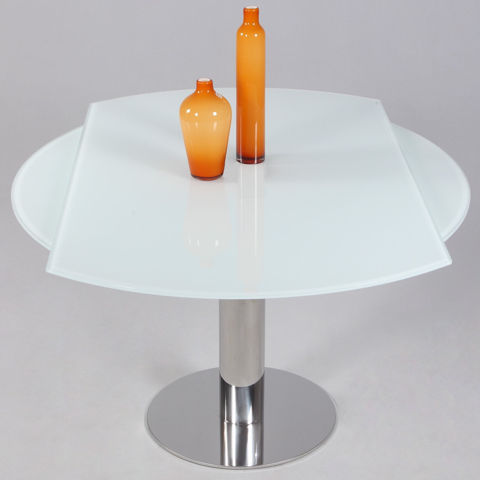 Chintaly Tami Extendable Dining Table Com