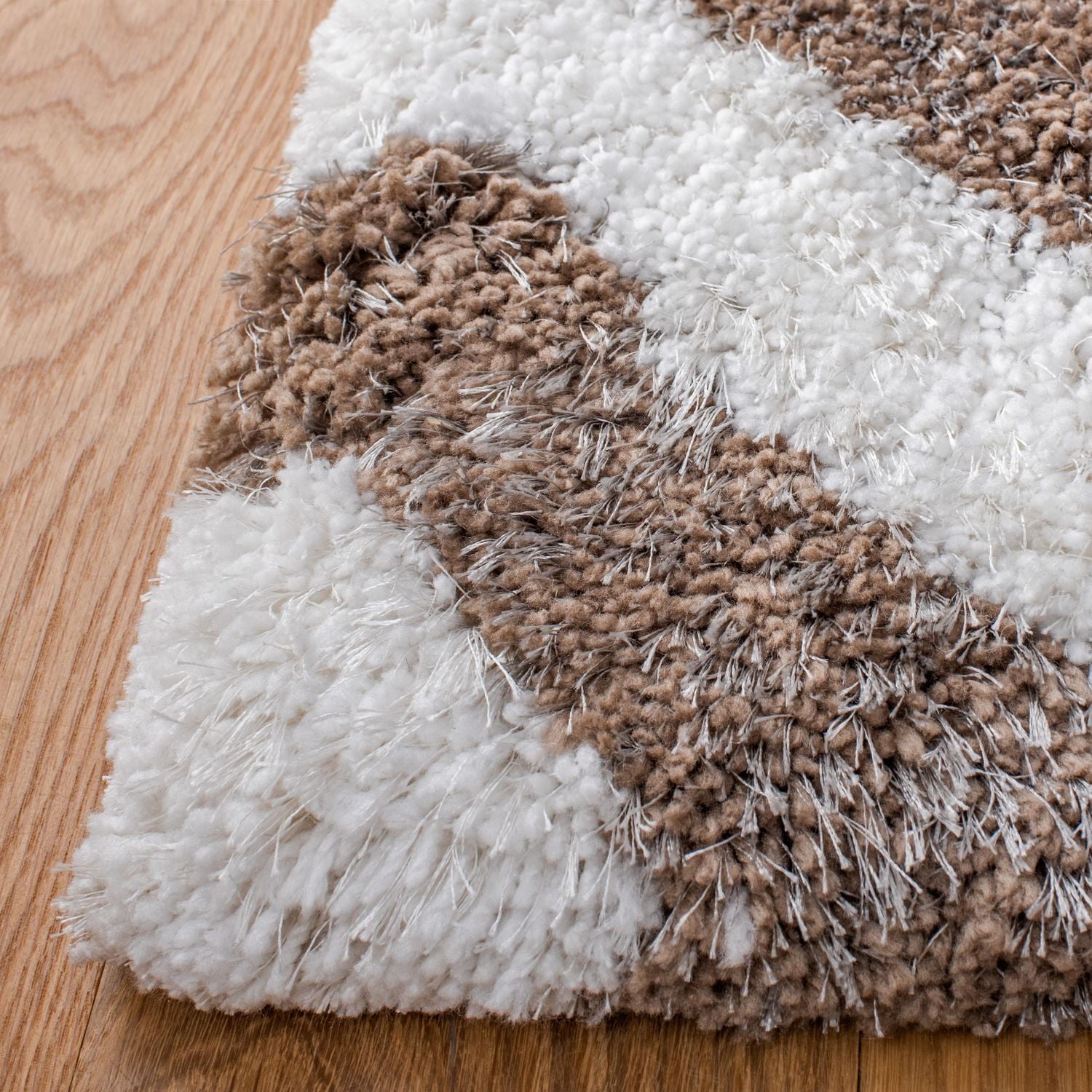 Safavieh Barcelona Carmella Tapis Chevron