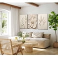 thumbnail image 3 of Lienzo decorativo para pared UZXTFQU, planta floral de color beige neutro, x3, 3 of 6