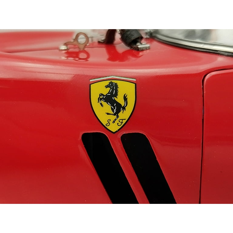 CMC Ferrari 250 GTO Red Diecast Model Car, 1/18 Scale, Limited