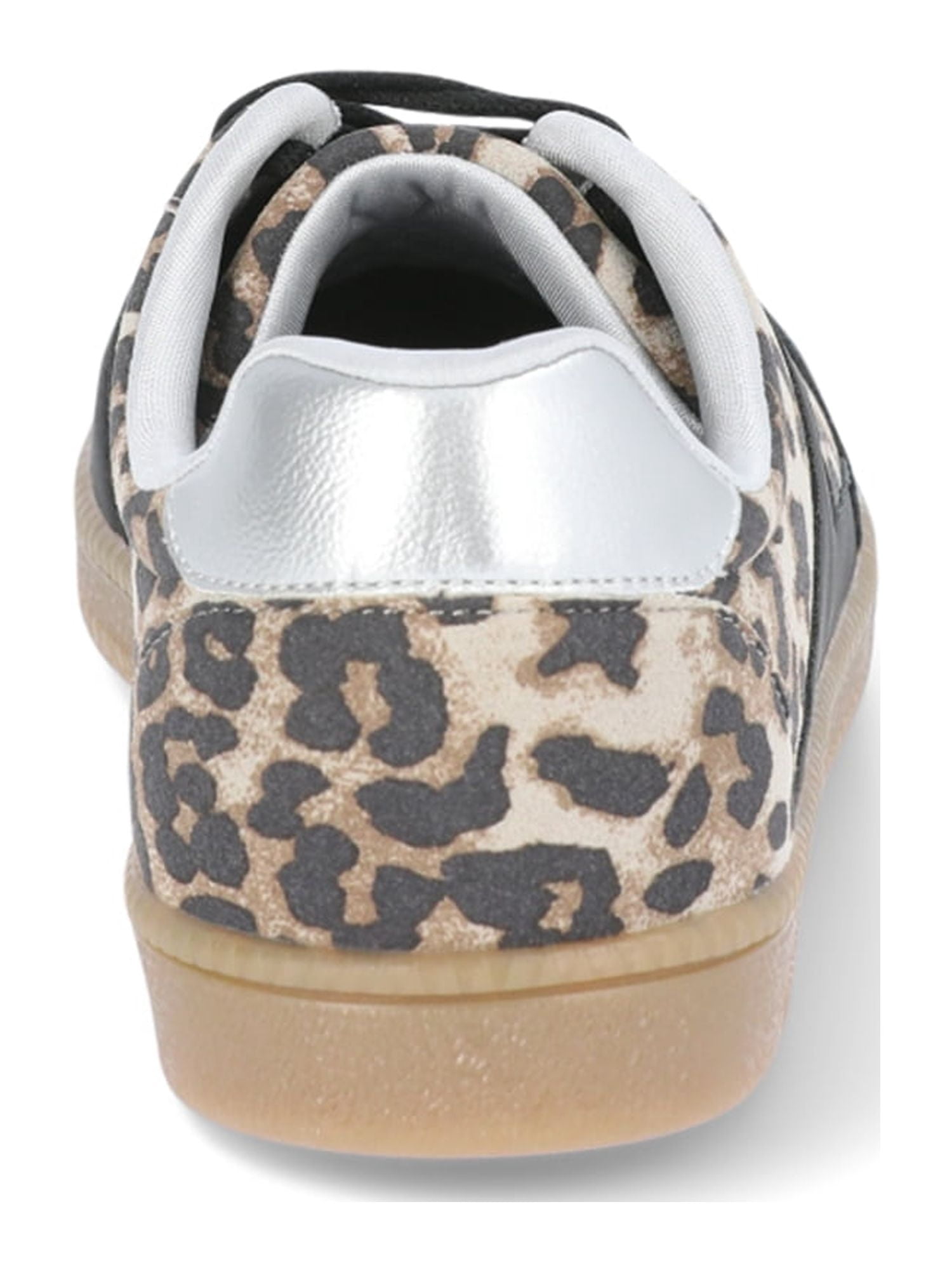 No Boundaries Women's Lace Up Sport Sneakers, Wide Width Available
