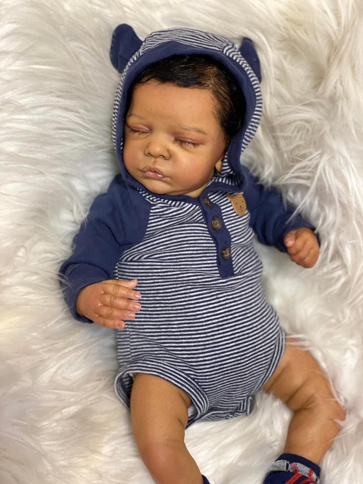 Realistic 19 inch Reborn Baby Dolls - African American Sleeping Newborn Handcrafted Lifelike Black Skin Perfect for Kids Aged 3+ with Accessories