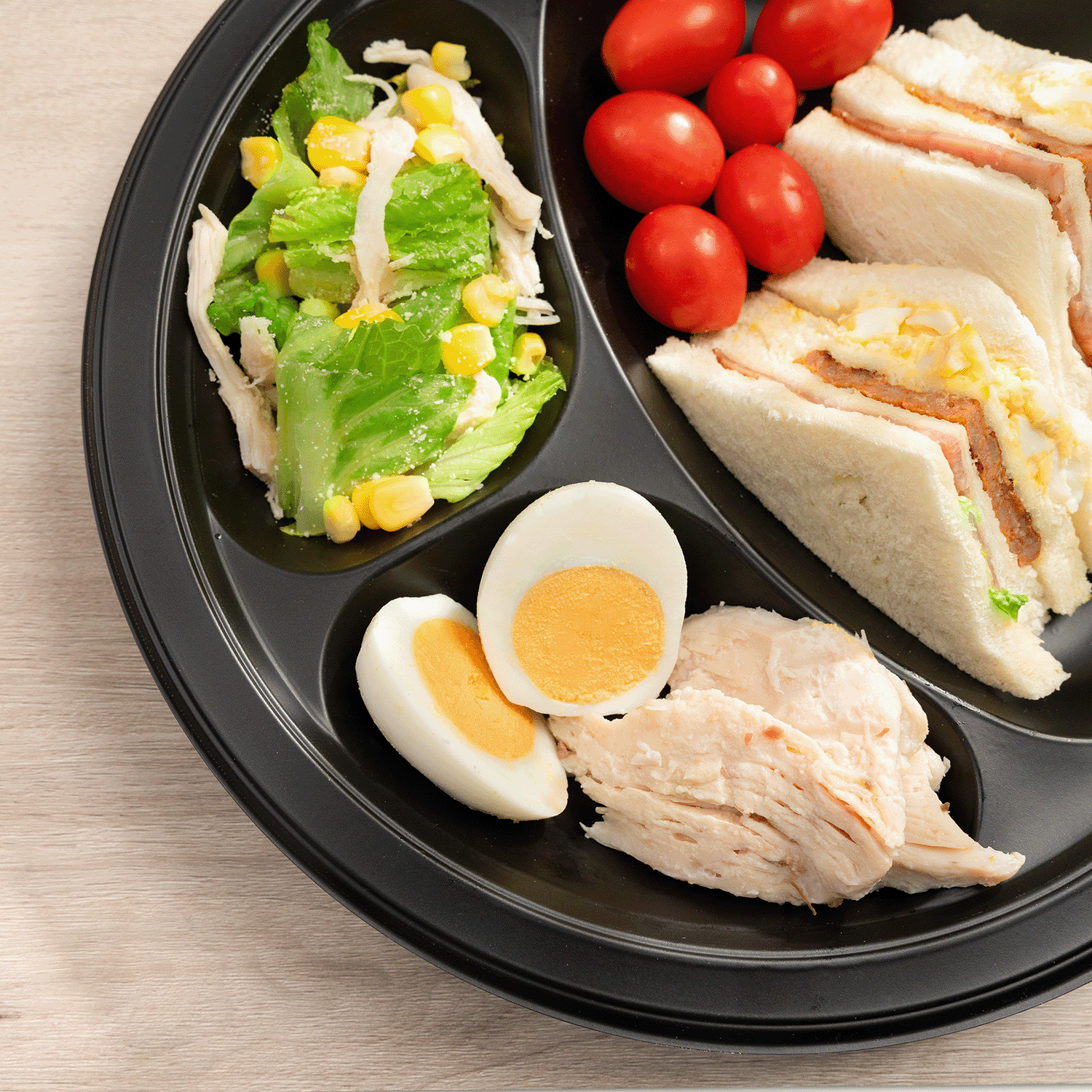 Karat Earth 10 Inch Eco-Friendly Plastic Plates [3 Compartment - 500 pcs], Black Mineral-Filled PP - Reduces Plastic Use