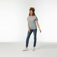 thumbnail image 3 of Camiseta de Mujer Gildan Cuello en V (2 unidades) Blanca Talla Grande, 3 of 7