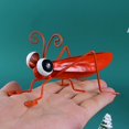 thumbnail image 1 of Arte de pared de saltamontes de jardín de metal verde, decoración de pared colgante de insectos, escultura de pared al aire libre de peregrino lindo para pared de dormitorio, sala de estar, porche al aire libre Rojo Verde Cocina, Decoración y Otros, 1 of 4