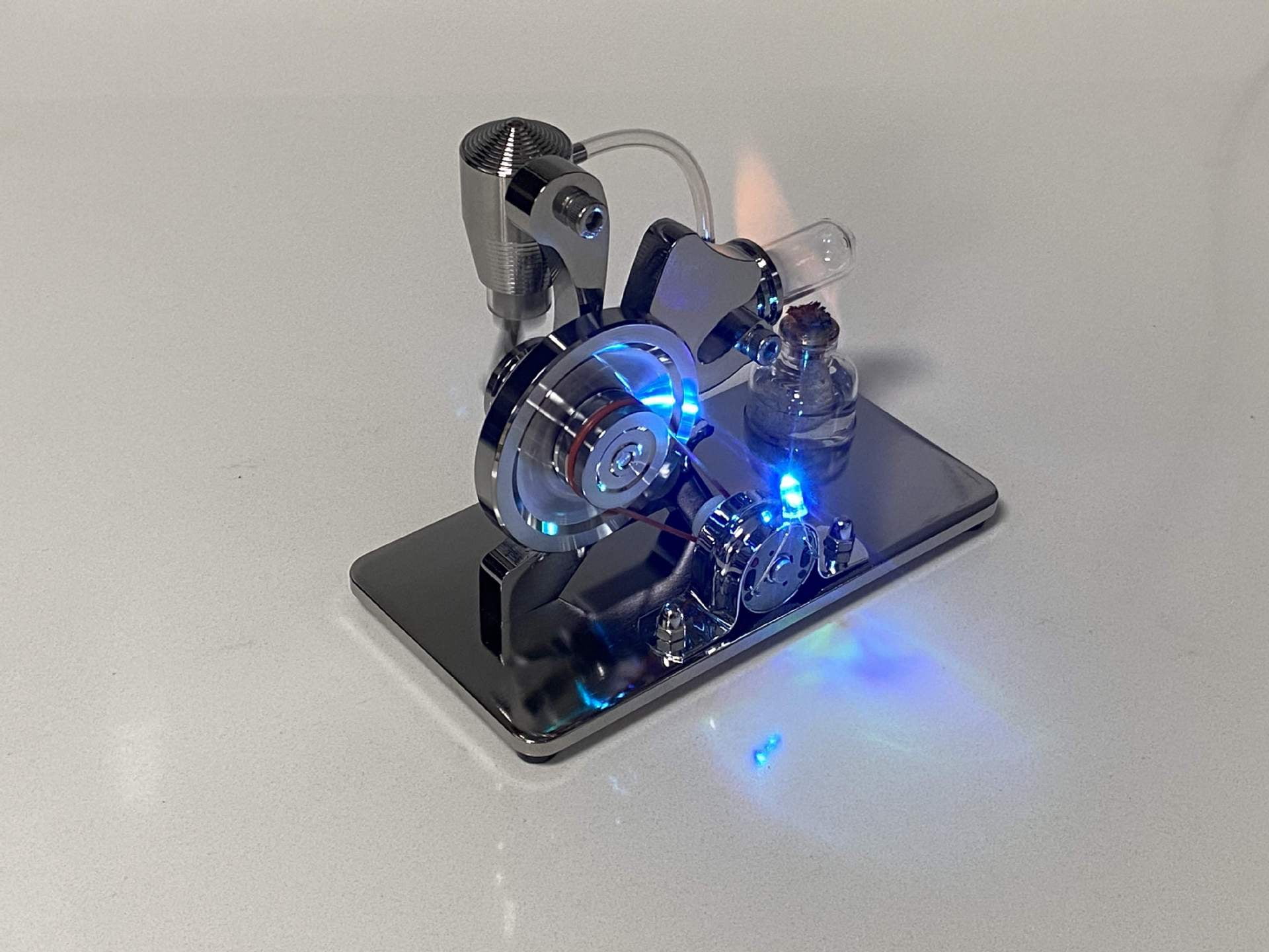 Stirling Engine Model Kit, Hand-Assembled Squirrel-Shaped Heat-Powered Stirling Engine Generator with LED Light for STEM Education & Physics Learning