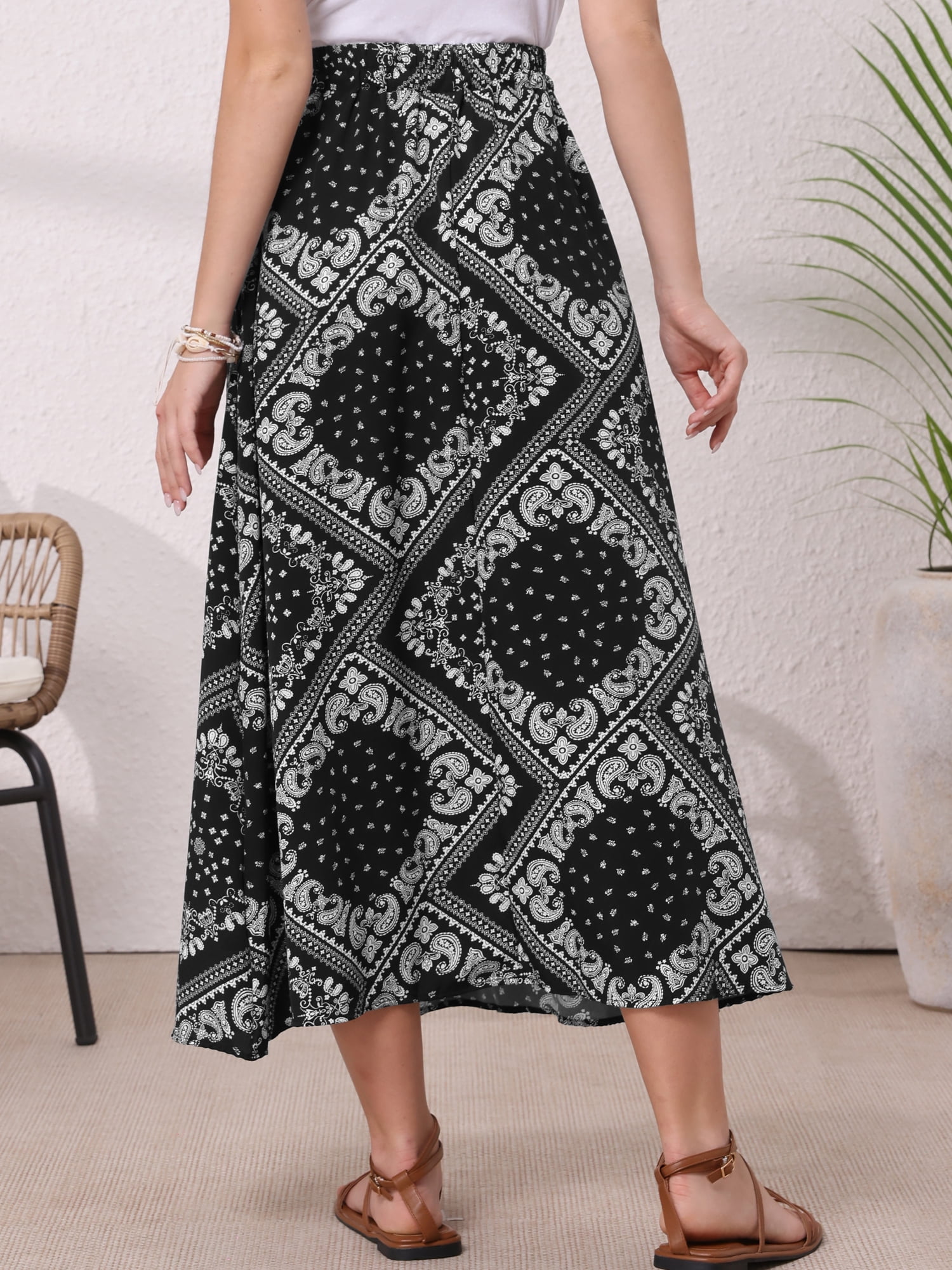 DARING DIVA Women's Paisley Print Elastic Boho Flowy Beach Skirt Medium Black