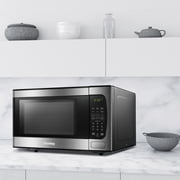 Danby DBMW0924BBS 0.9 cu. ft. Countertop Microwave in Stainless Steel