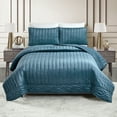 thumbnail image 3 of Dee Ocleppo Velvet Cable Blue 3-Piece Quilt Set, Full/Queen, 3 of 7