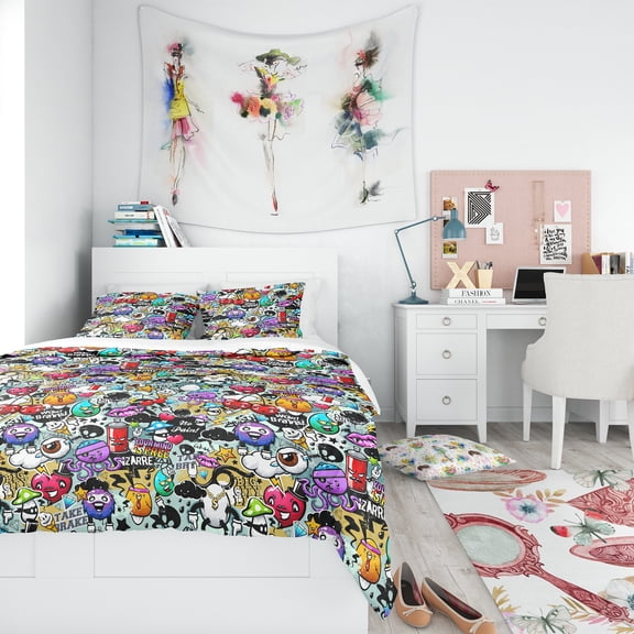 Designart 'Graffiti Texture' Modern Teen Duvet Cover Set