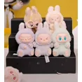 thumbnail image 4 of Figura de acción colgante de THE MONSTERS Have A Seat, modelo de estatua de Anime Labubu, juguetes coleccionables, regalos, Rosa, Verde, púrpura1022, 4 of 5
