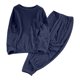 thumbnail image 2 of Conjunto de pijama de terciopelo grueso y cálido para mujer, de color liso y holgado, con pantalones de poliéster para invierno., 2 of 6