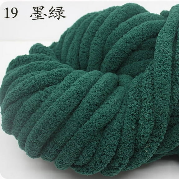 Namzi 250g Chenille Yarn Chunky Blanket Yarn, Soft Wool Crochet Yarn for Crafts, Extra Thick for Blankets Beginners,Dark Green