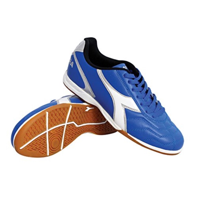 diadora indoor soccer shoes