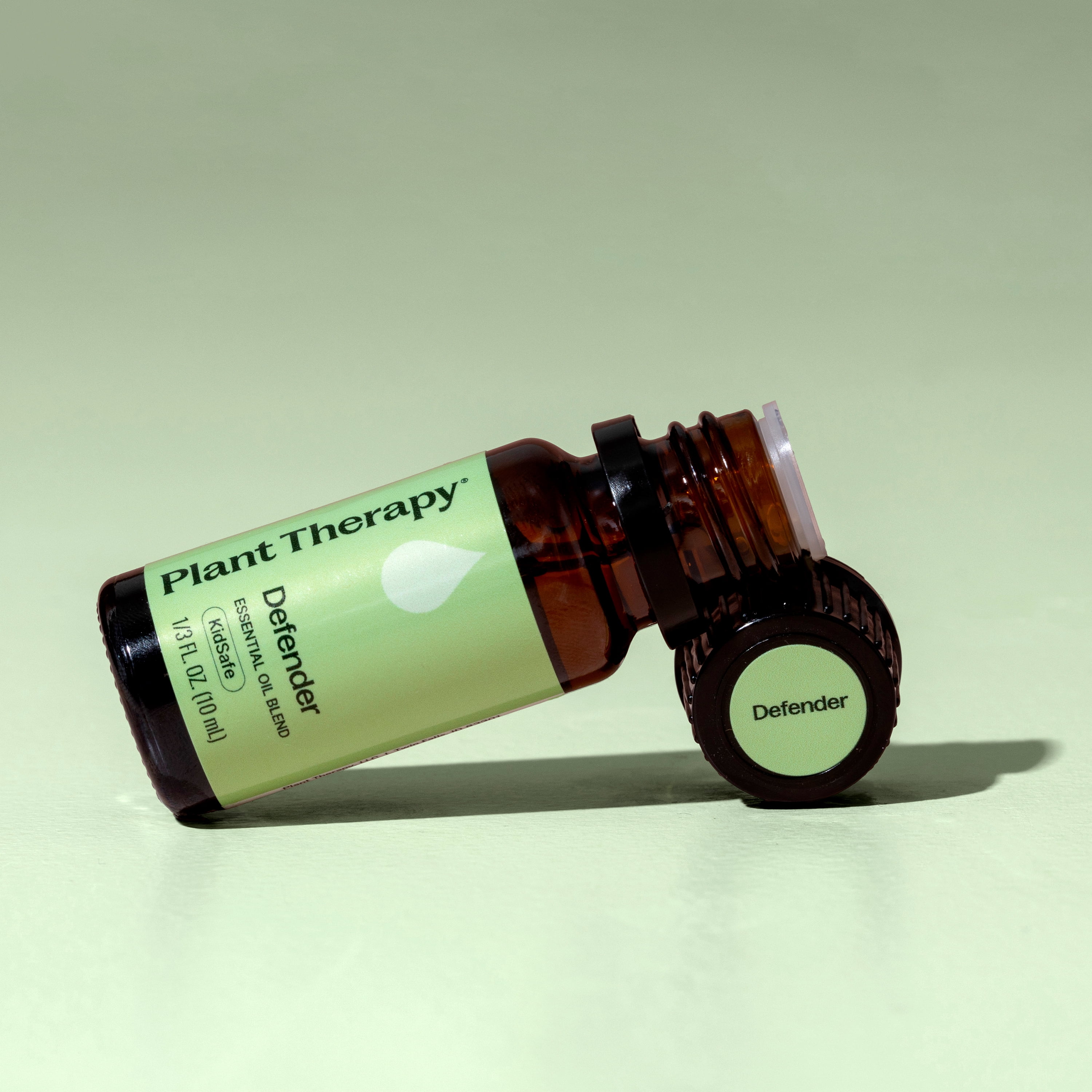 Plant Therapy Defender Blend 10 mL (1/3 oz) 100% Pure Undiluted Blend of Uplifting and Immune Supporting Essential Oils