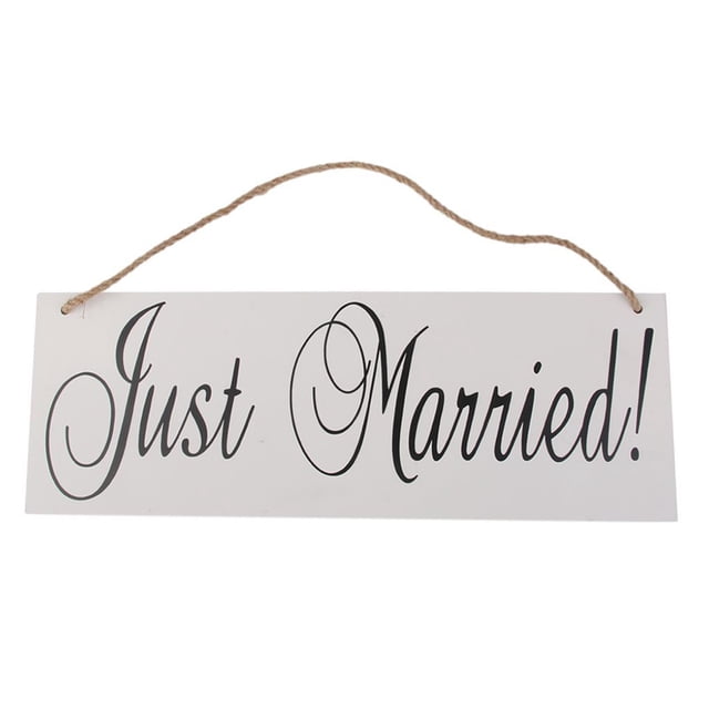 MasteelfCA JUST MARRIED Signs with Wire Hangers Wedding Hanging Decoration
