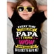 thumbnail image 1 of Camiseta de manga corta con cuello redondo y estampado de letras "Cada vez que miro a mi papá..." para niña. Tops casuales y cómodos para el verano., 1 of 5