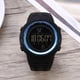 thumbnail image 4 of Reloj digital, reloj deportivo con parte trasera digital para hombre, reloj con luz trasera, funcionalidad inteligente, 4 of 8