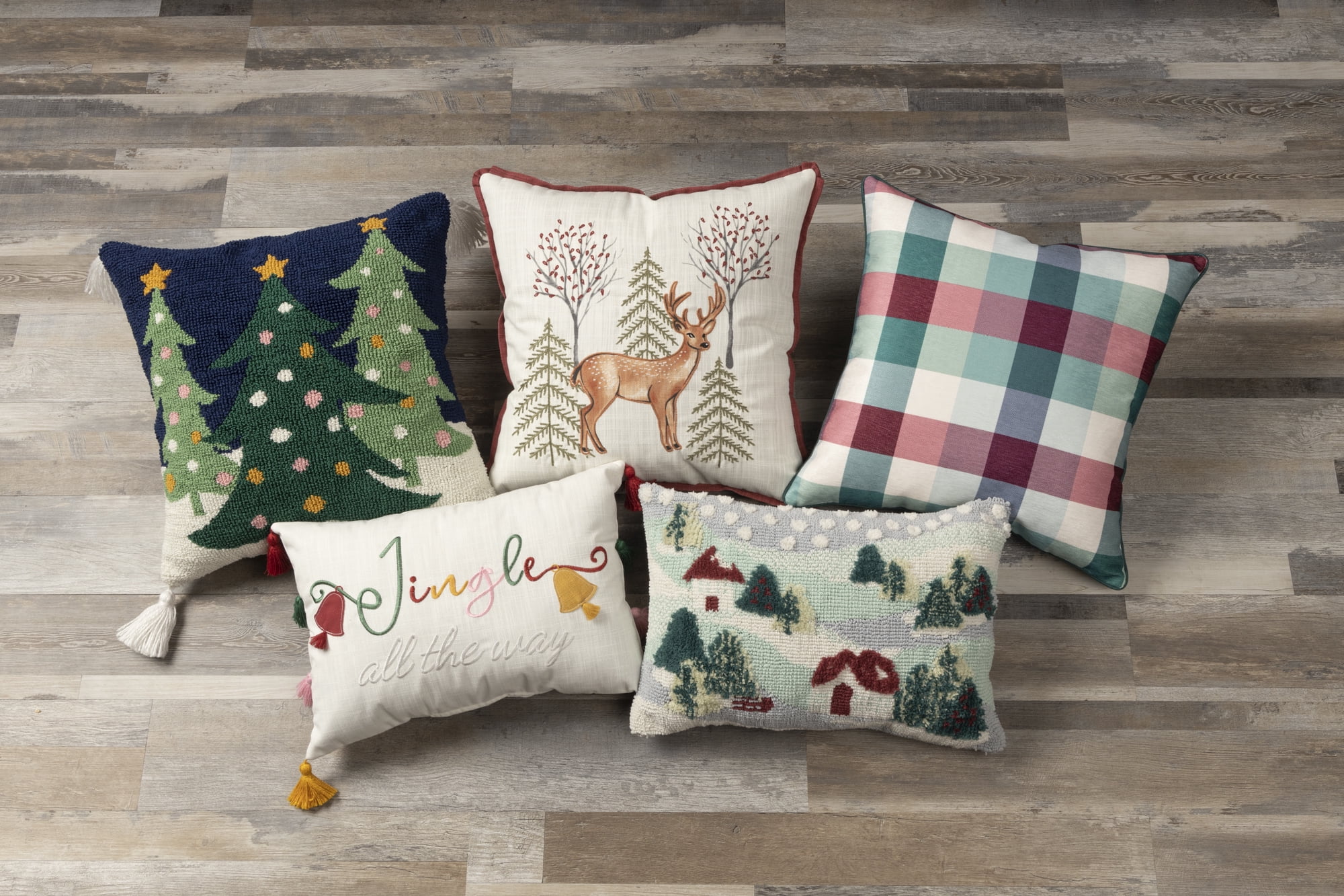 Better Homes & Gardens Holiday Reindeer Outdoor Throw Pillow,  One 20" x 20" Square, Multi-Color