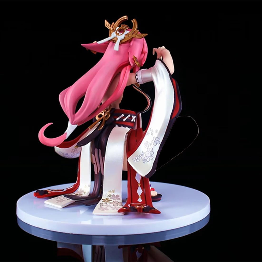 New Genshin Impactmpact Fox Squat Yae Mik (Squat Ver) Character Anime Model Statue Action Figures Desktop Ornament Popular Decorations Fan Souvenirs Creative Gift Collectable