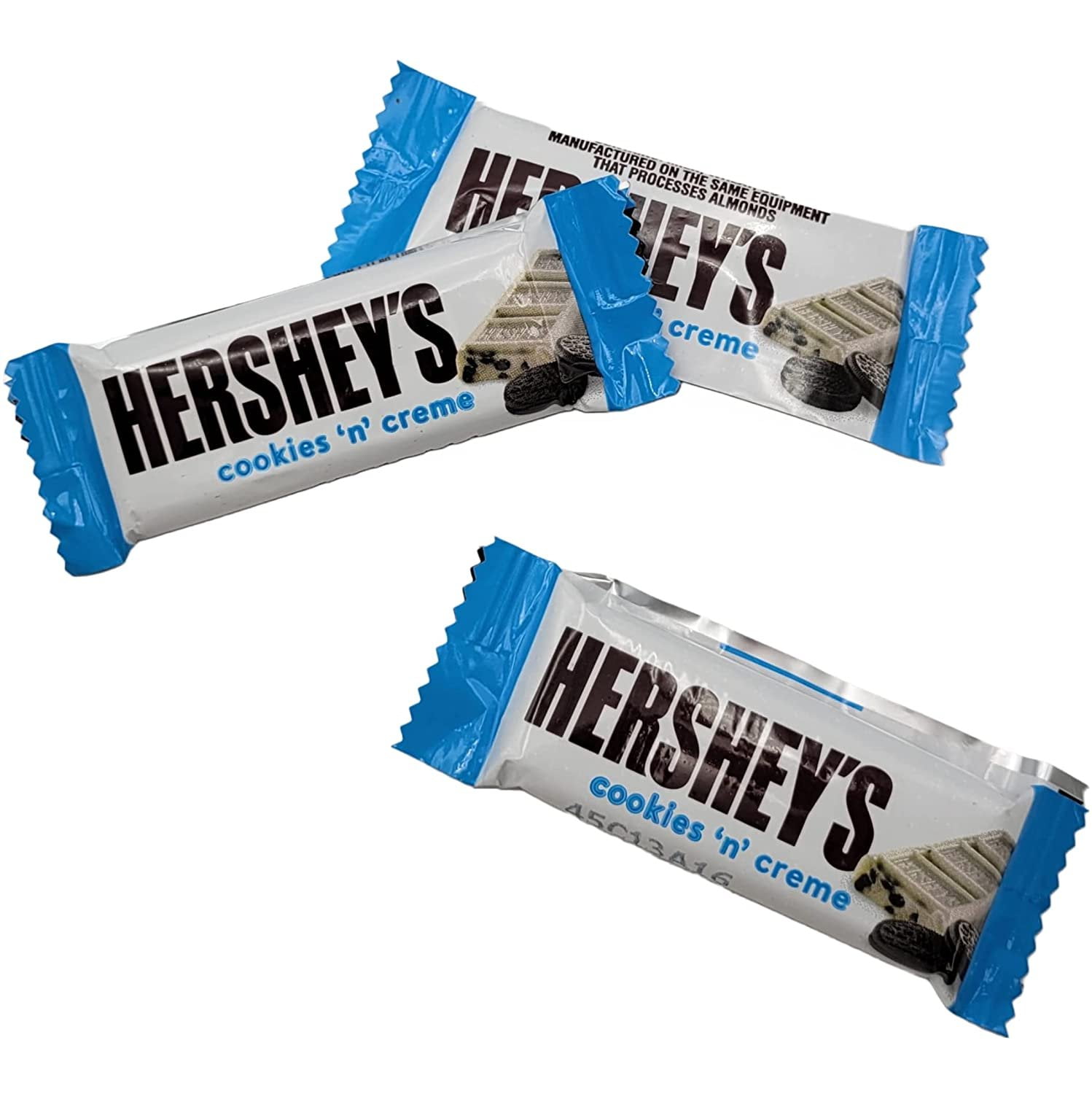 Hersheys Cookies n Creme Candy - Snack Size - Chocolate Cookie Bits Coated in Smooth White Creme - Individually Wrapped - Bulk Pack 4 Pound