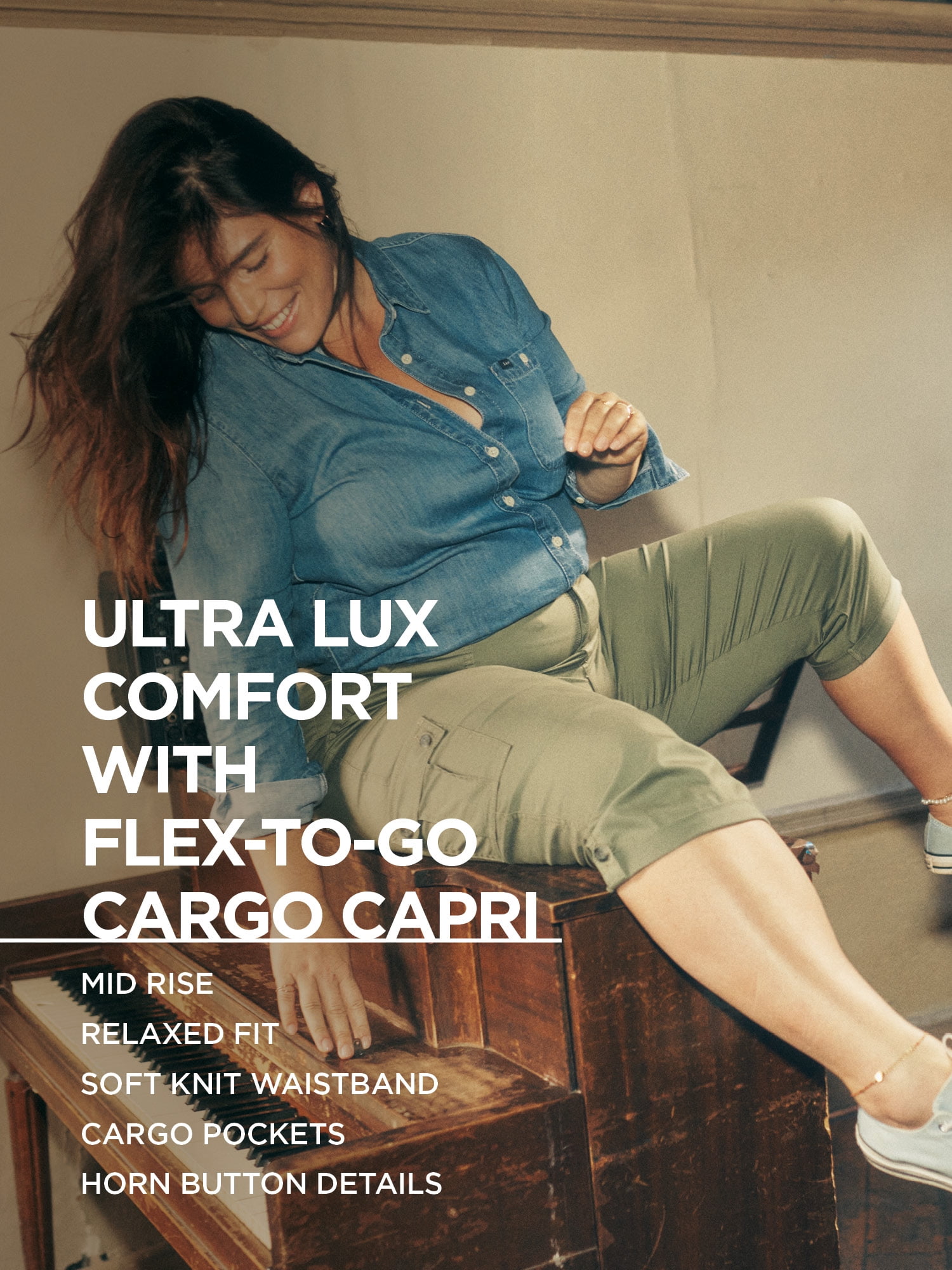 Lee Women's Plus Size Flex-to-Go Cargo Capri