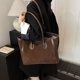 thumbnail image 4 of Bolso Tote Terciopelo Cuero para Ir Al Gran Capacidad Mujer Nuevo Versátil S (café), 4 of 9