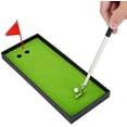 thumbnail image 3 of Juego de bolígrafos de golf, mini bolígrafo de escritorio con pelota de golf, juego de regalo, mini juegos de escritorio que incluyen putting green, bandera, 3 palos de golf, bolígrafos y 2, 3 of 5
