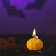 thumbnail image 5 of pstuiky Vela perfumada con forma de calabaza aroma a rosa cera de soja vela decorativa para Halloween Acción de Gracias otoño decorativa, 5 of 6
