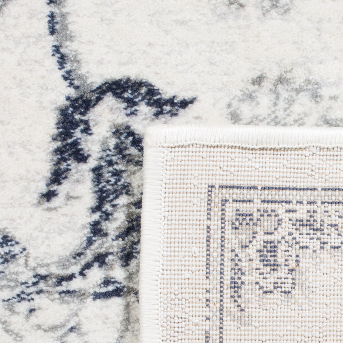 SAFAVIEH Carnegie Lauressa Distressed Area Rug, Cream/Light Gray, 6'7" x 9'2"