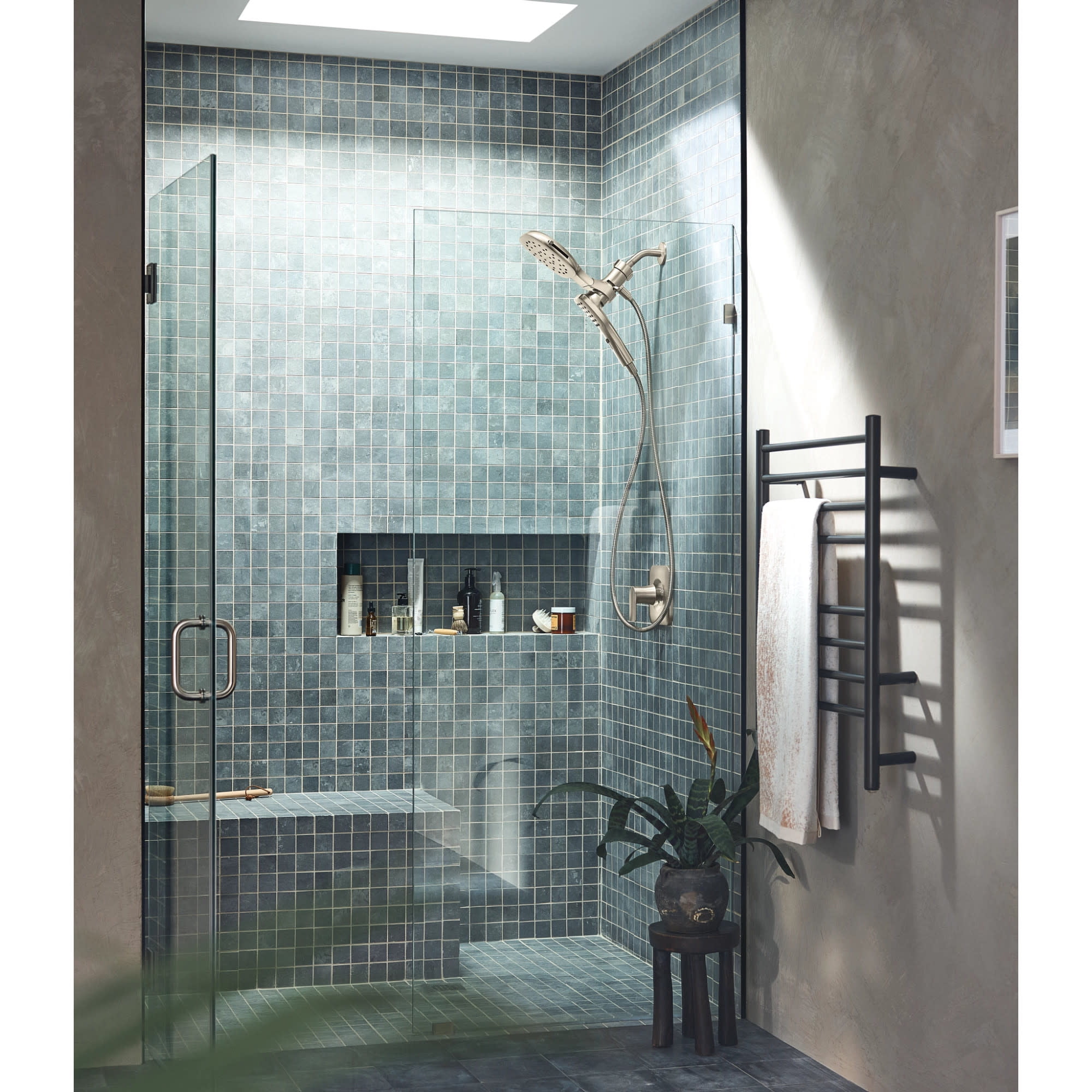 Moen 220C5EP Verso 1.75 GPM Multi Function Shower Head - Chrome