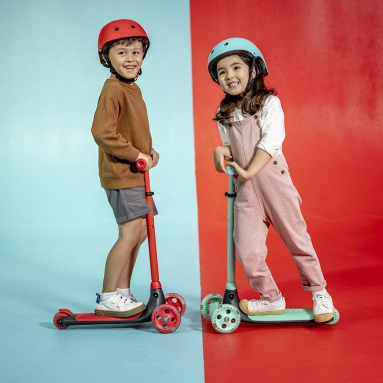 Yvolution Glider Kiwi, Kids Scooter with Light-up Wheels, 3
