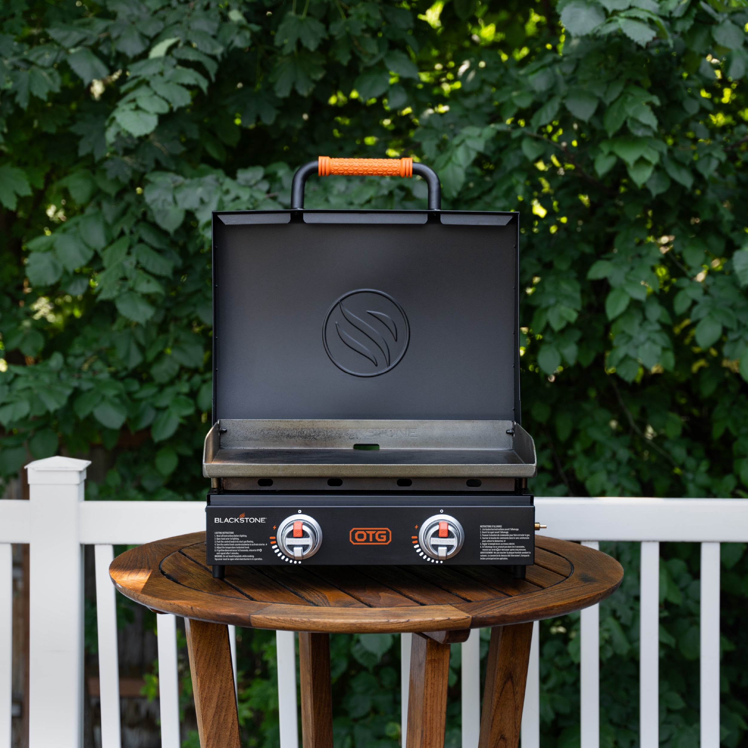 Blackstone OTG 2-Burner 22" Propane Omnivore Tabletop Griddle with Hood